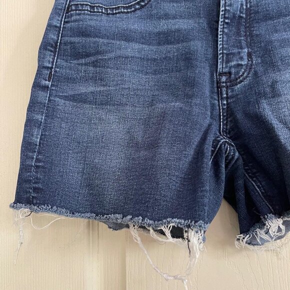 American Eagle Women's Cut Off Sky High Shortie Super Stretch Jean Short Size 2 - Picture 5 of 9